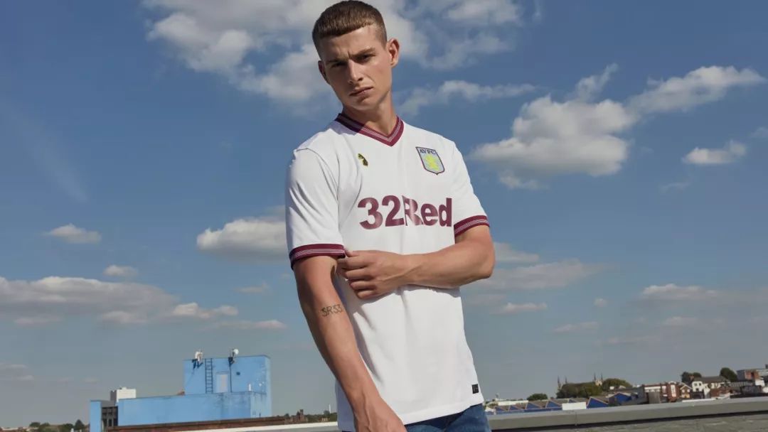 kaiyun-转折点阿斯顿维拉临场应变，欧超杯窗口期攻防权衡，信心回归，赛季目标并未改变的简单介绍